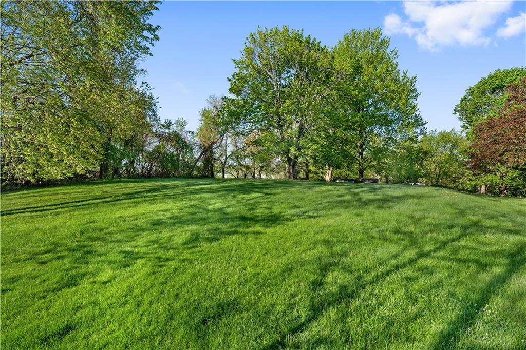 253 Ewings Mill Road Coraopolis, PA 15108 - Photo 10 of 39 Gallery Image 10