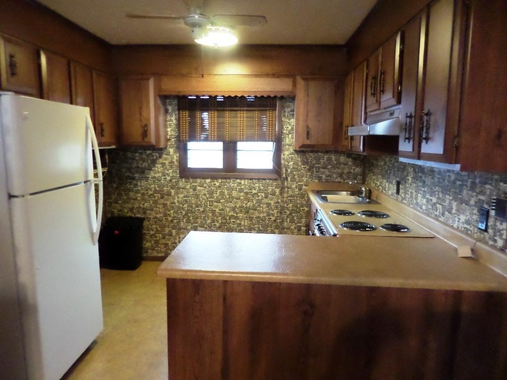 438 West Outer Drive Oak Ridge, TN 37830 - Photo 2 of 23 438kit