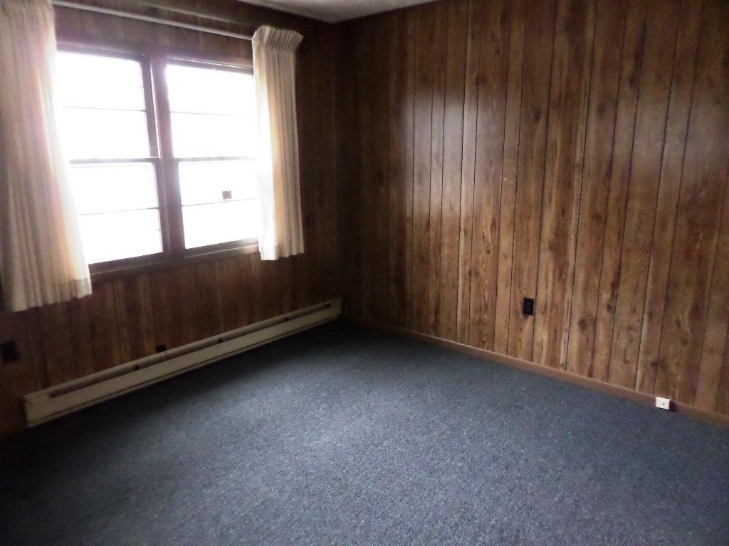 438 West Outer Drive Oak Ridge, TN 37830 - Photo 12 of 23 living-dining436