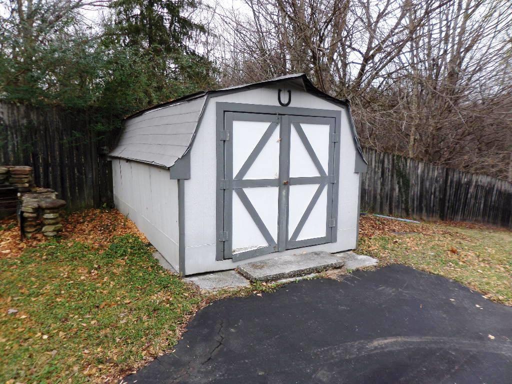 438 West Outer Drive Oak Ridge, TN 37830 - Photo 21 of 23 storageunit
