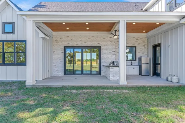 a view of front door of house