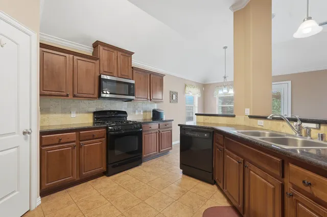 $263,000 | 18720 Rosalea Way, Montgomery, TX 77356