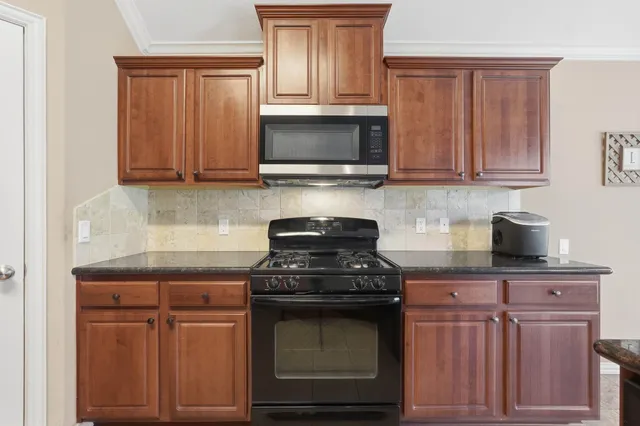 $263,000 | 18720 Rosalea Way, Montgomery, TX 77356