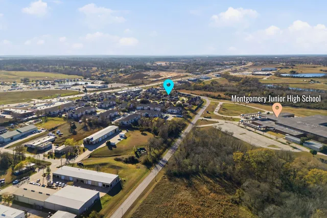 $263,000 | 18720 Rosalea Way, Montgomery, TX 77356