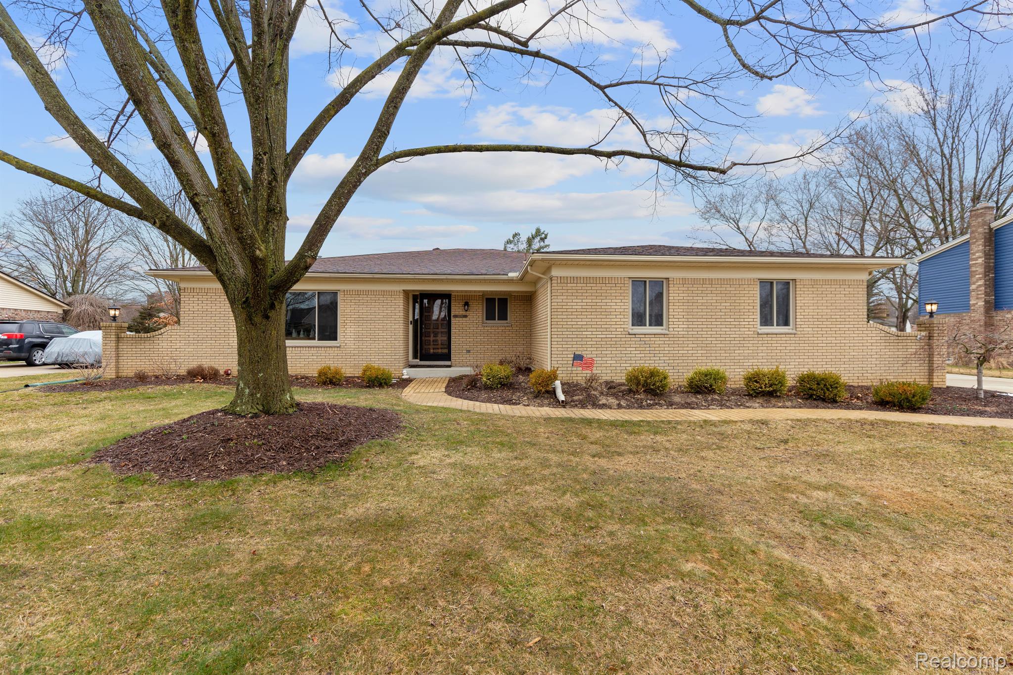 11781 Wildwing Road Plymouth, MI 48170 - Photo 1 of 46 Gallery Image 1