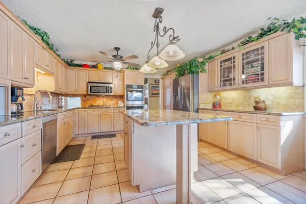 $1,600,000 | 1305 Ponderosa Street, Wheeler, TX 79096