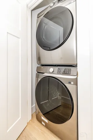 $2,500 | 2949 West 25th Place, Unit 2, Chicago, IL 60623