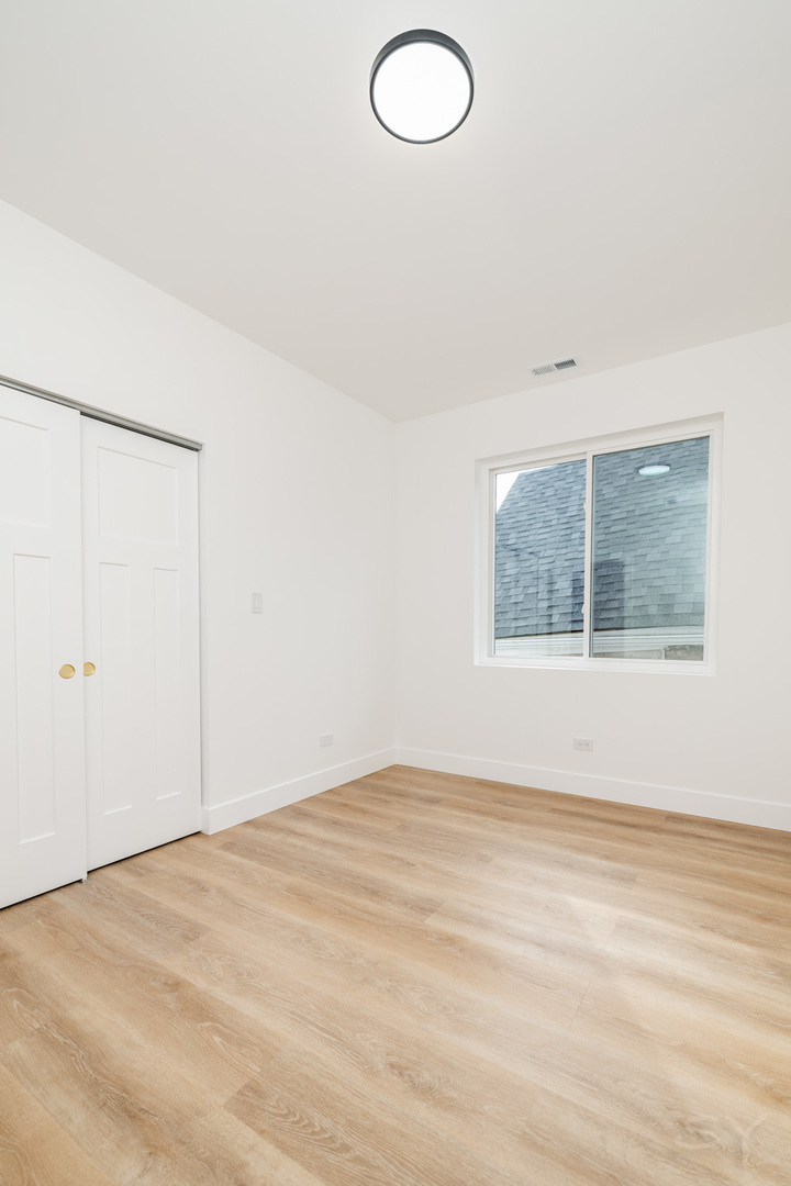 2949 West 25th Place, Unit 2 Chicago, IL 60623 - Photo 13 of 27