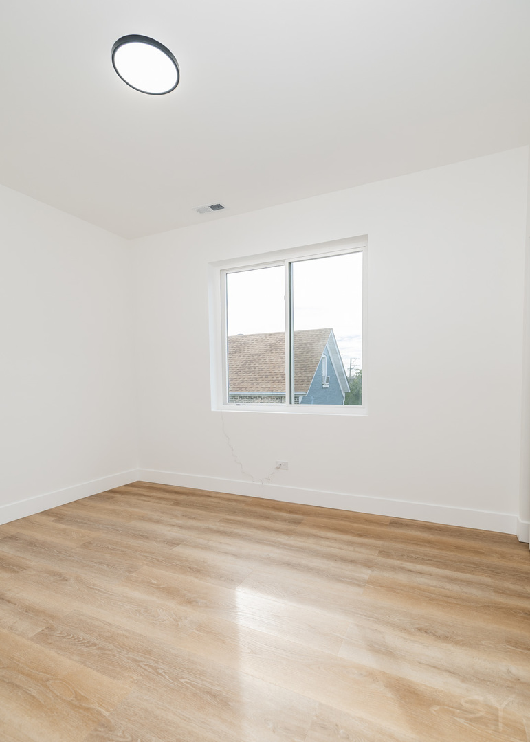 2949 West 25th Place, Unit 2 Chicago, IL 60623 - Photo 17 of 27