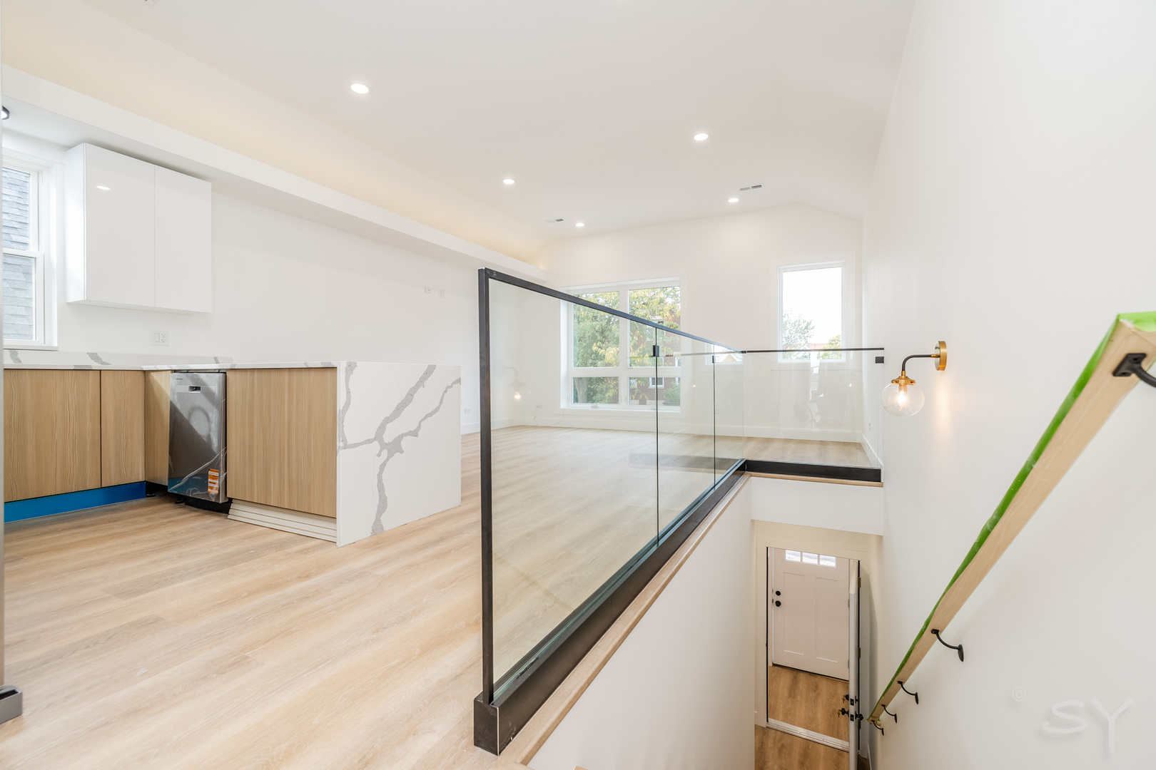 2949 West 25th Place, Unit 2 Chicago, IL 60623 - Photo 4 of 27