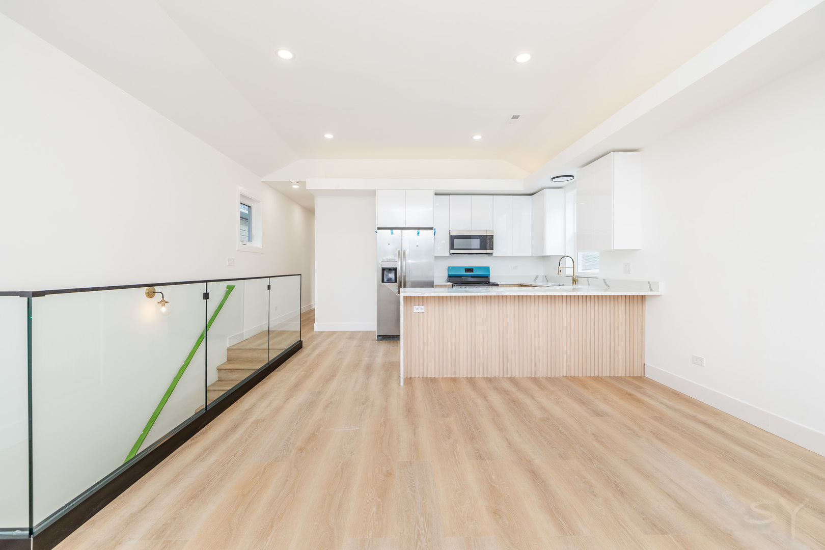 2949 West 25th Place, Unit 2 Chicago, IL 60623 - Photo 5 of 27