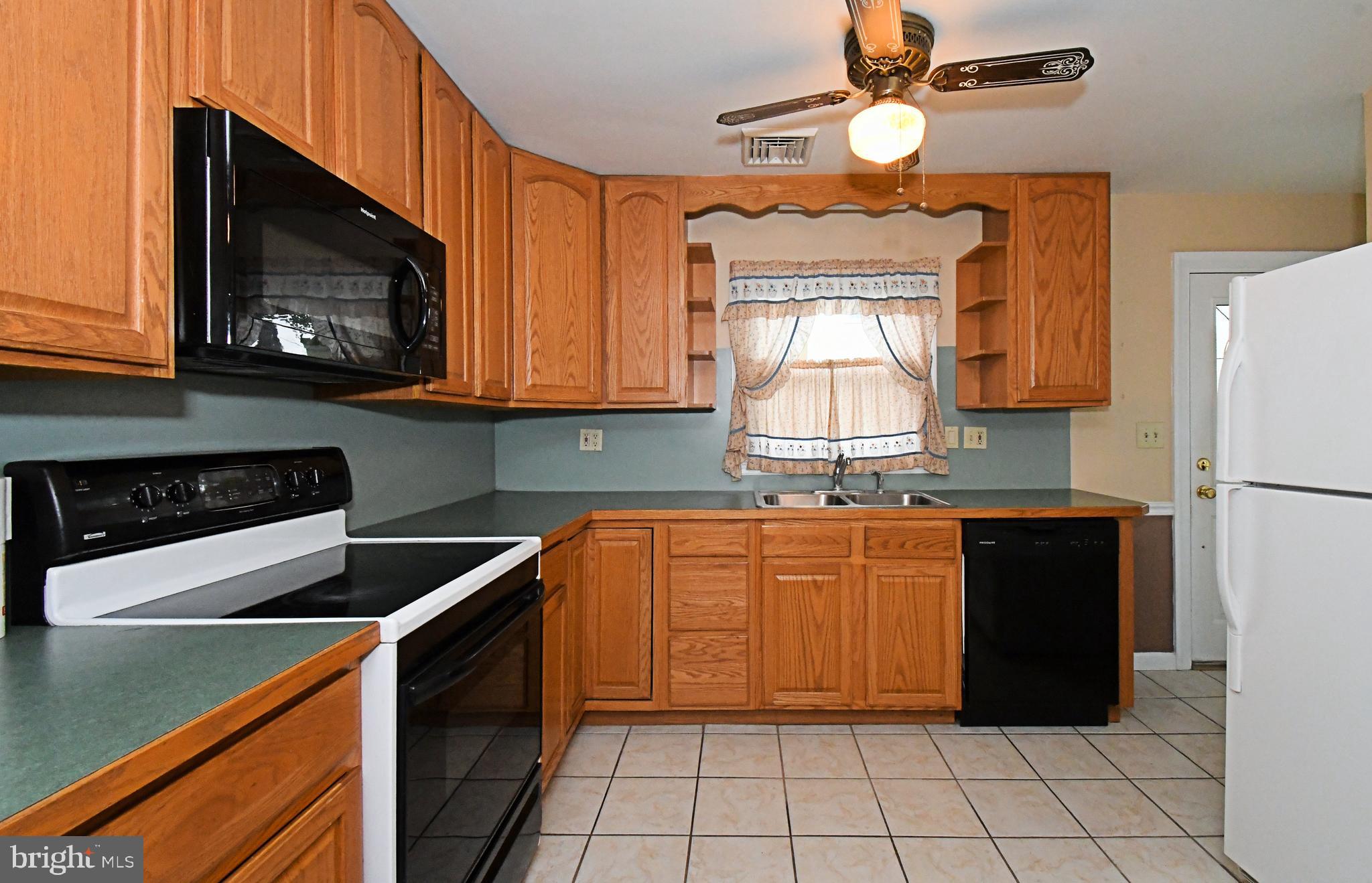 1604 Meadowbrook Road Feasterville-Trevose, PA 19053 - Photo 12 of 48