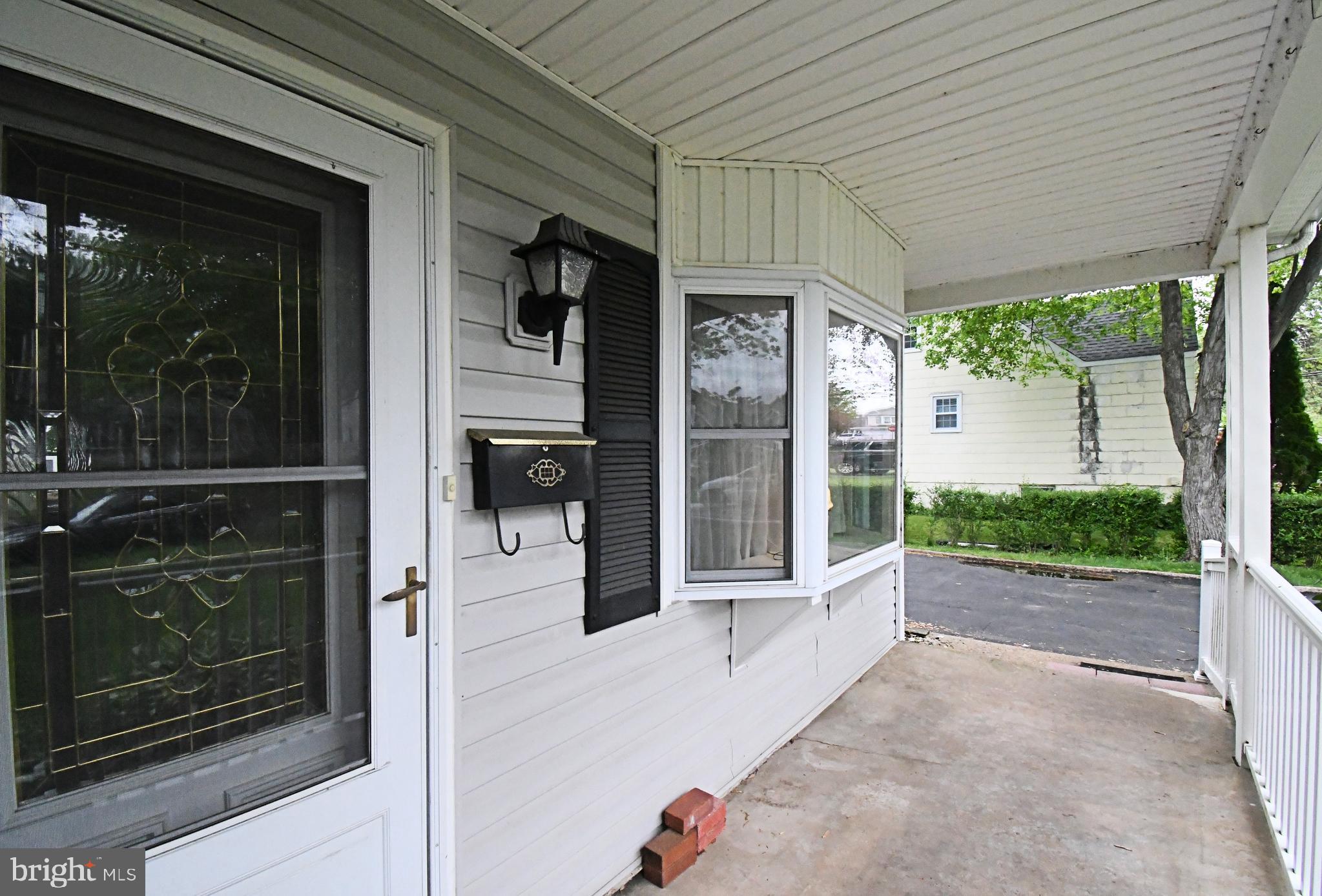 1604 Meadowbrook Road Feasterville-Trevose, PA 19053 - Photo 4 of 48