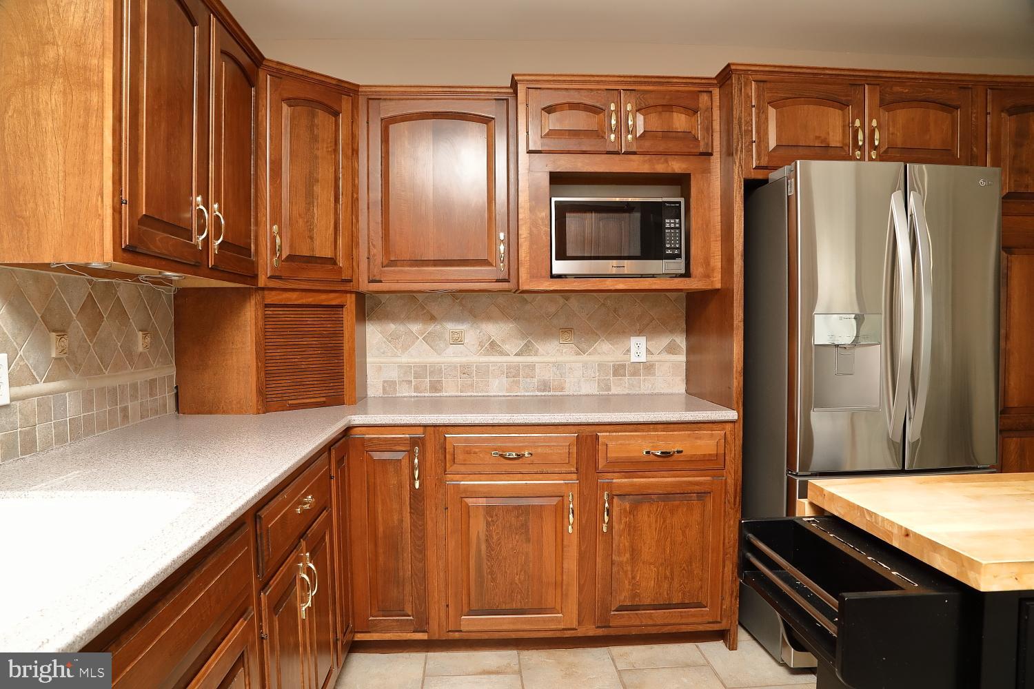 13 Village Drive Lititz, PA 17543 - Photo 13 of 35 Kitchen