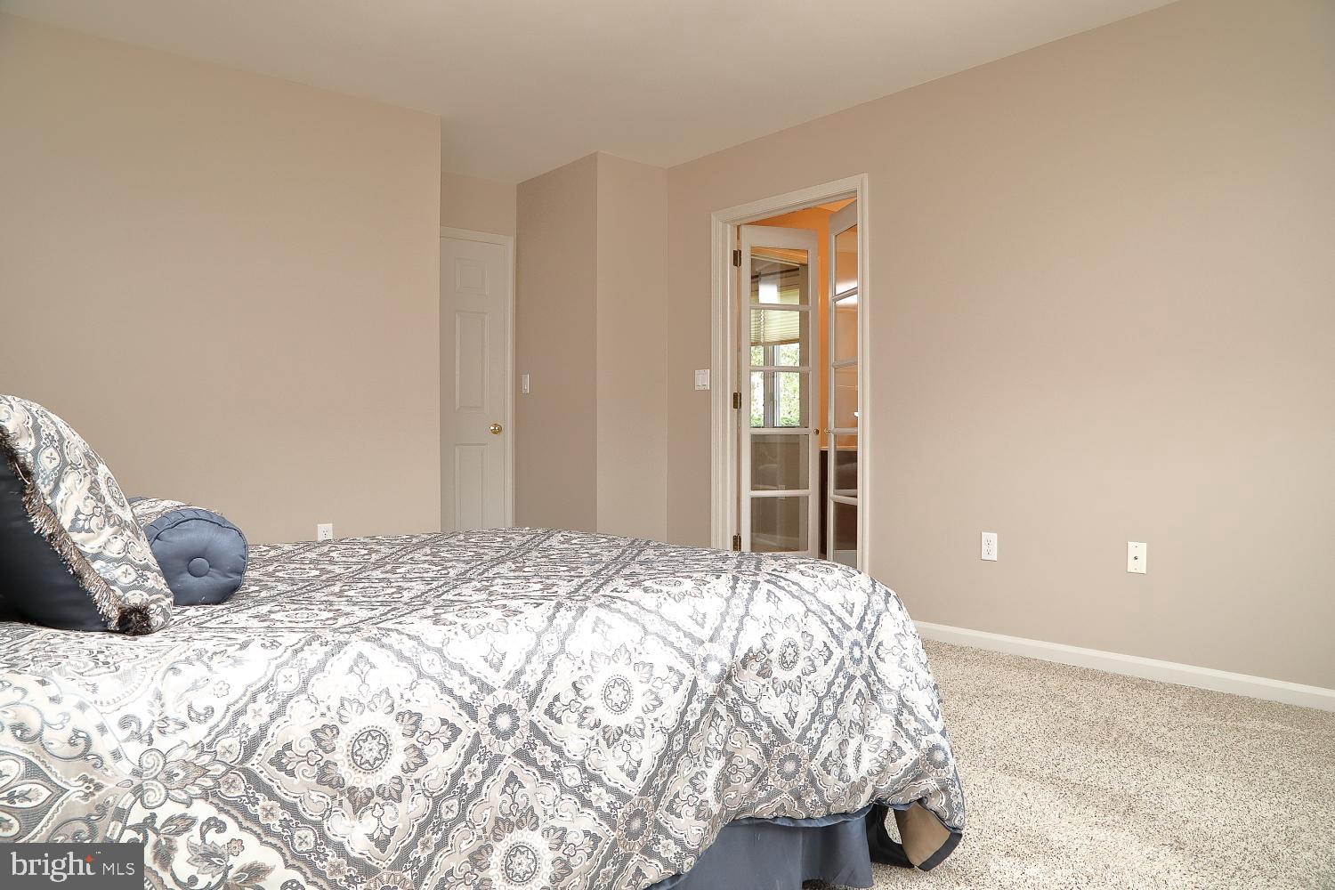 13 Village Drive Lititz, PA 17543 - Photo 20 of 35 Primary Bedroom