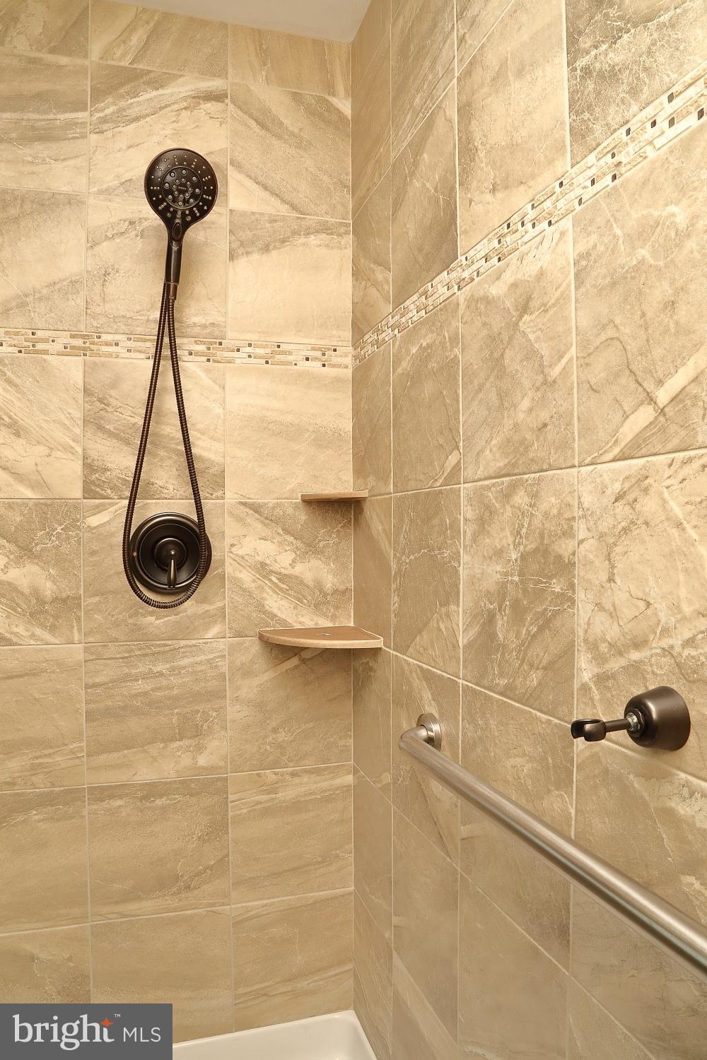 13 Village Drive Lititz, PA 17543 - Photo 24 of 35 Primary Bathroom