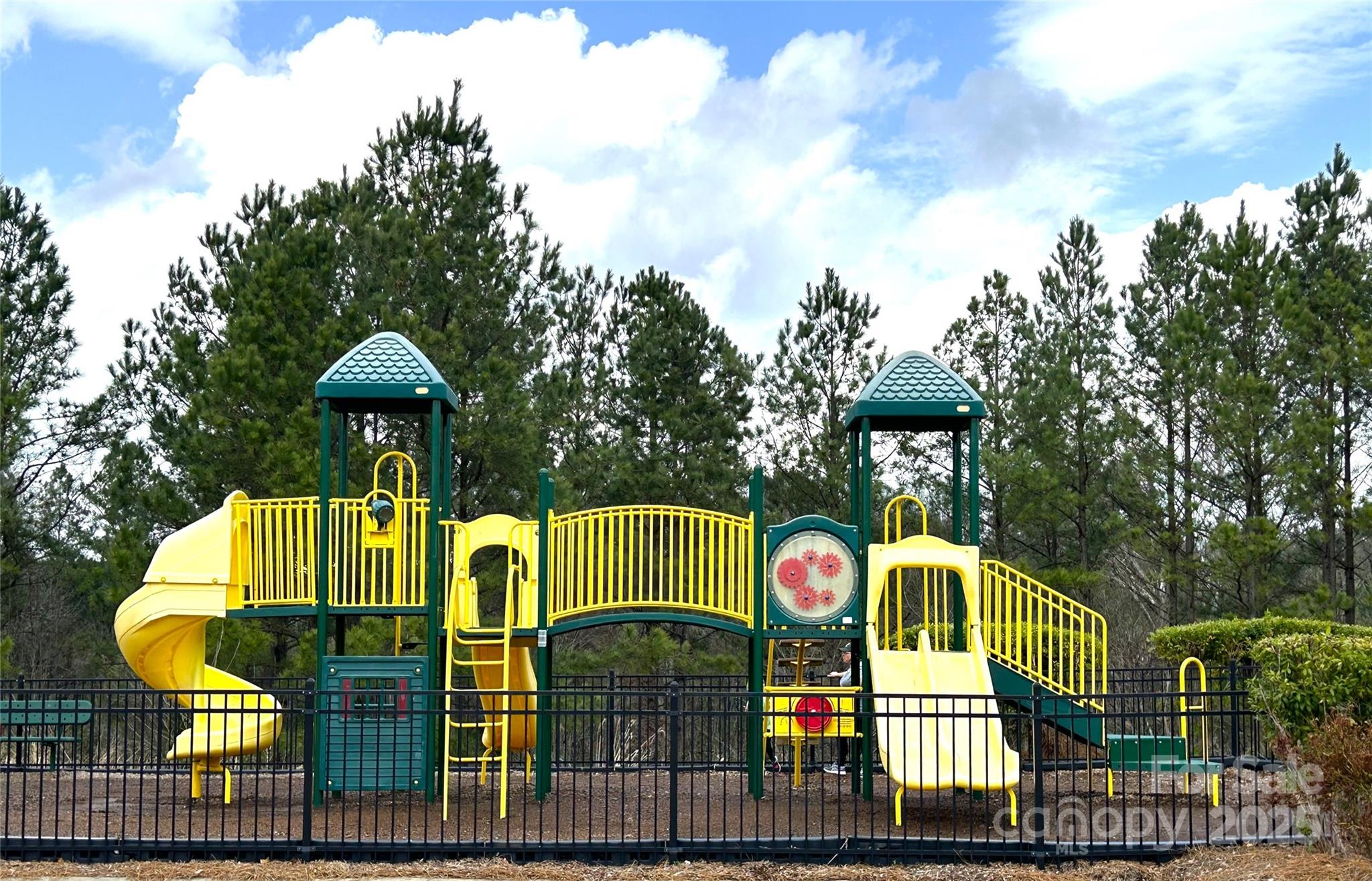 3006 Cricket Lane Lancaster, SC 29720 - Photo 28 of 28 a view of outdoor space stove and garden