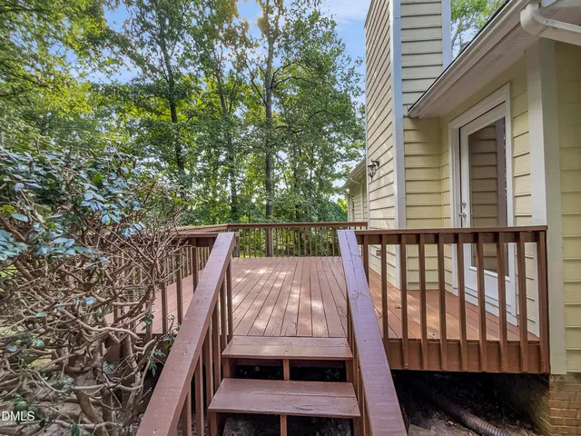$311,000 | 210 Clearwater Court, Clayton, NC 27520