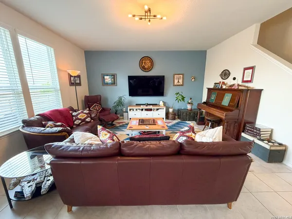 $2,395 | 27331 Hapgood Place, San Antonio, TX 78260