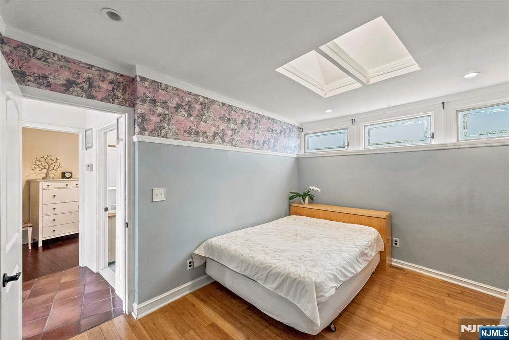 387 Spring Valley Road Paramus, NJ 07652 - Photo 27 of 50 Gallery Image 27