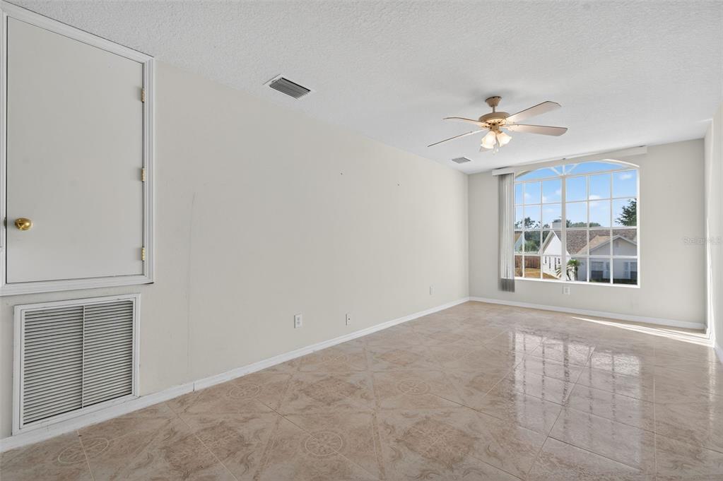 148 Lookout Drive Apollo Beach, FL 33572 - Photo 56 of 71 a view of an empty room with a window