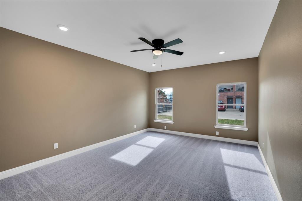 203 West Denton Palmer, TX 75152 - Photo 14 of 20 Primary Bedroom