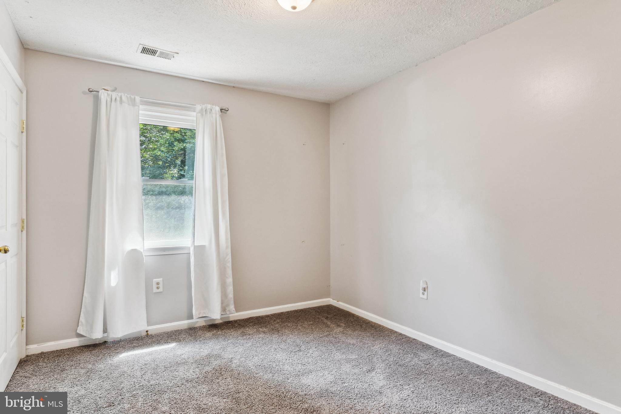 8880 Lowell Road Pomfret, MD 20675 - Photo 15 of 28 Gallery Image 15