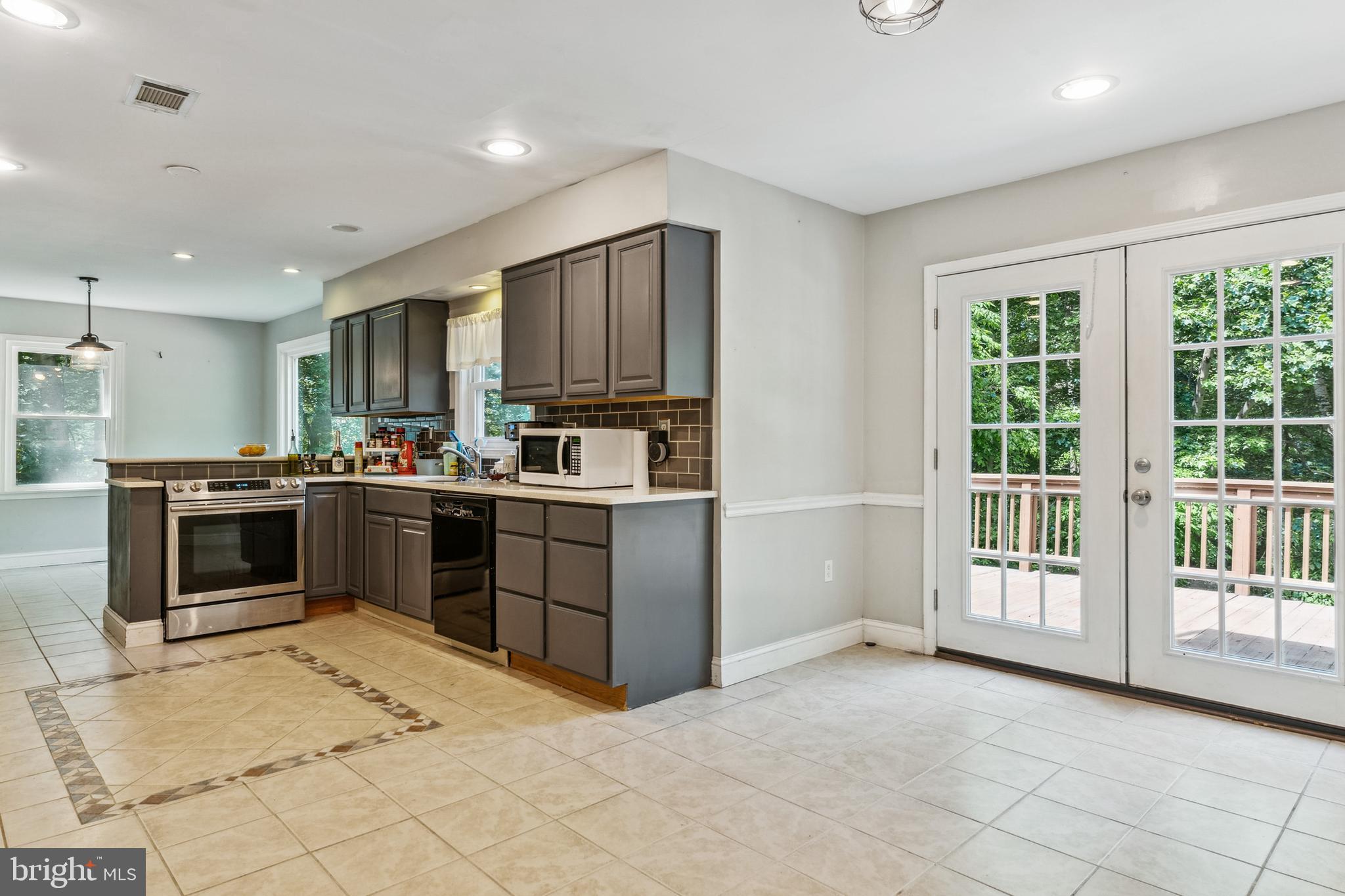 8880 Lowell Road Pomfret, MD 20675 - Photo 3 of 28 Gallery Image 3