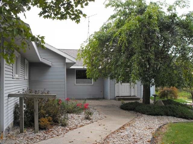 4142 Gedney Road Gladwin, MI 48624 - Photo 1 of 32