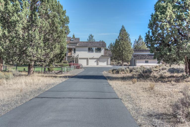 64488 Joe Neil Road Bend, OR 97701 - Photo 1 of 25 Primary Photo