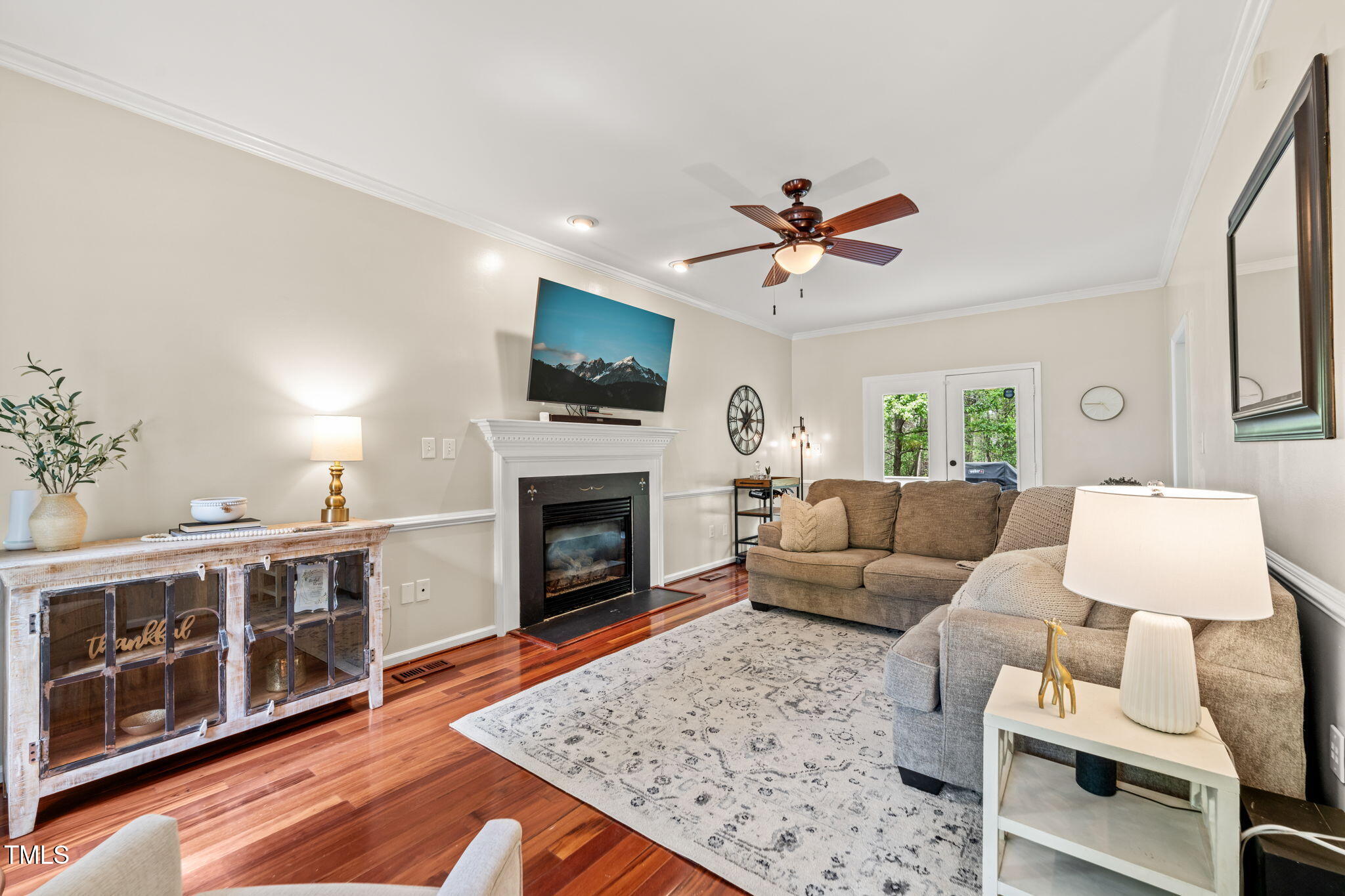 2032 Stoneglen Lane Raleigh, NC 27603 - Photo 6 of 40 Family Room