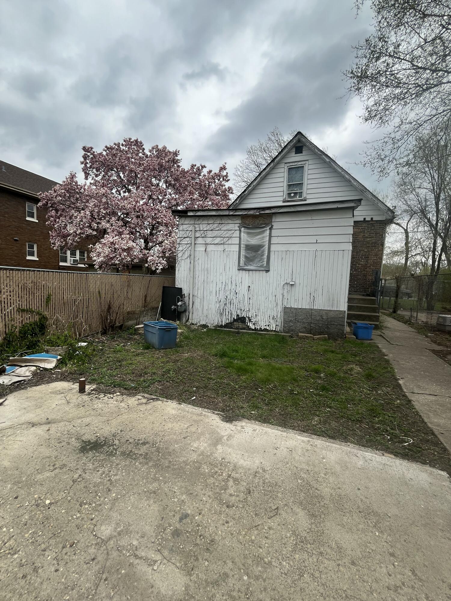 3540 Pennsylvania Street Gary, IN 46409 - Photo 16 of 23 front view of a house with a yard
