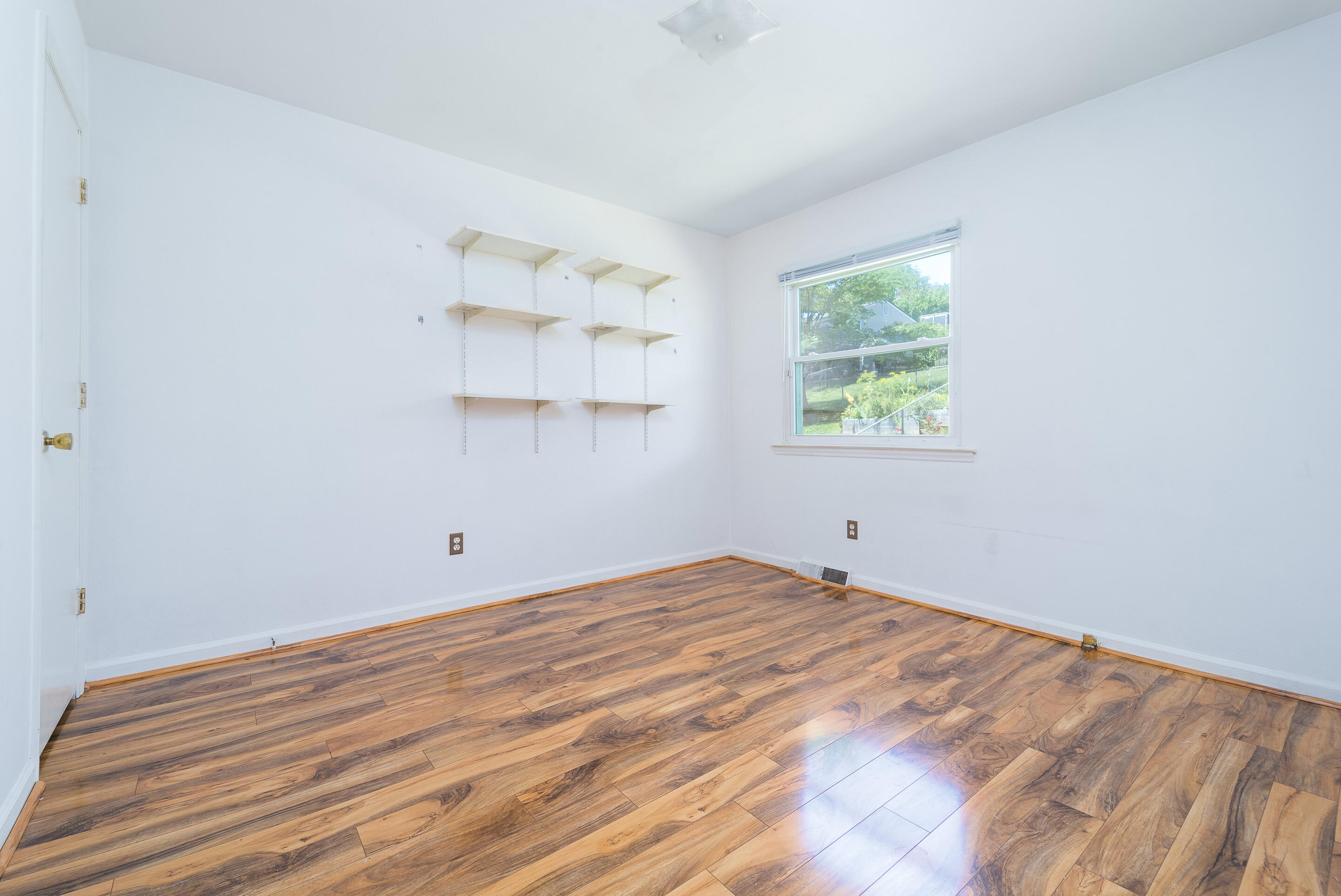 5329 Starkey Road Roanoke, VA 24018 - Photo 15 of 27 Bedroom