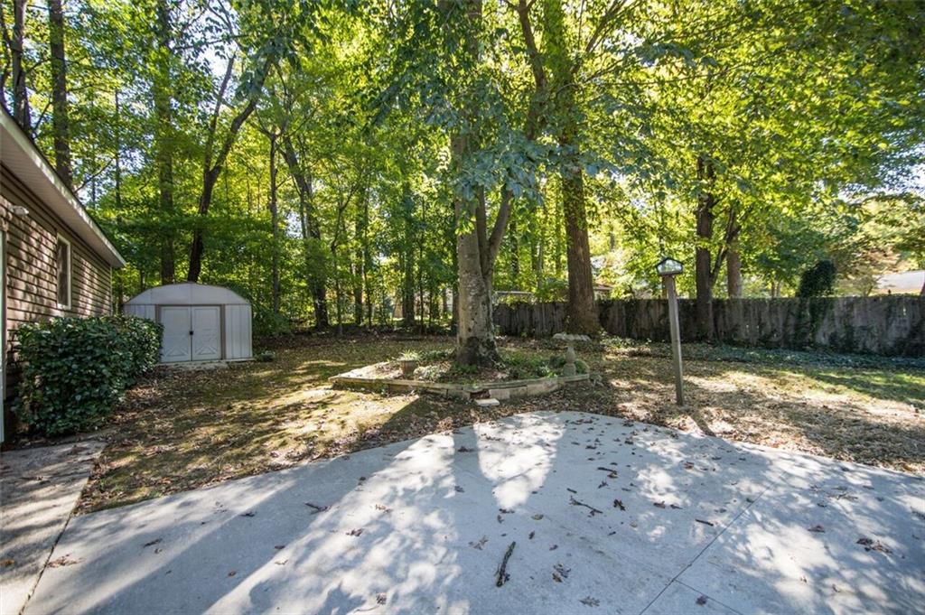 4615 Charlottesville Road Greensboro, NC 27410 - Photo 6 of 36 Gallery Image 6