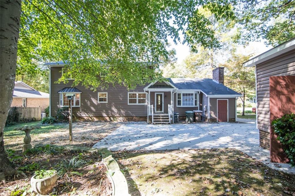 4615 Charlottesville Road Greensboro, NC 27410 - Photo 9 of 36 Gallery Image 9