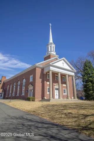 $1,650,000 | 181 Western Avenue, Albany, NY 12203