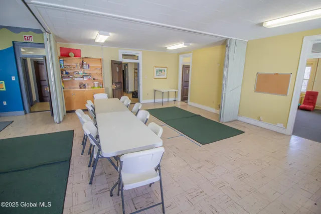 $1,650,000 | 181 Western Avenue, Albany, NY 12203