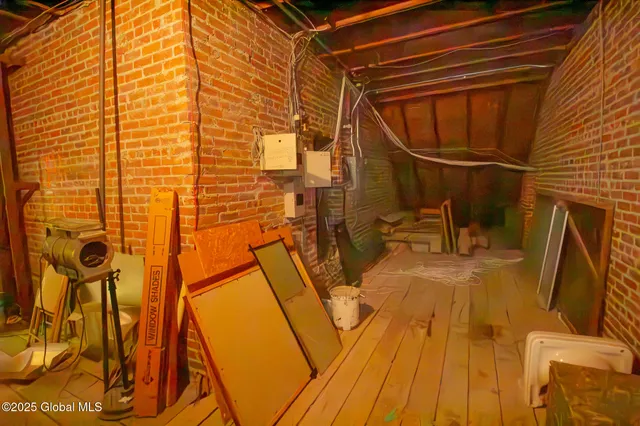 $1,650,000 | 181 Western Avenue, Albany, NY 12203