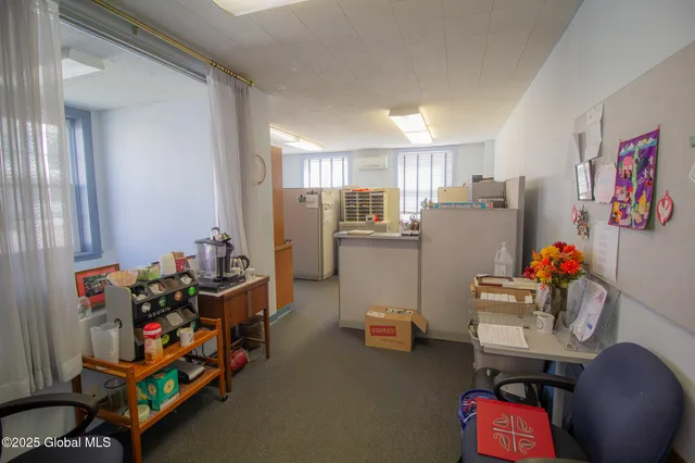 $1,650,000 | 181 Western Avenue, Albany, NY 12203