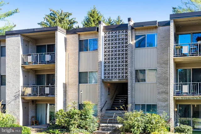$225,000 | 12215 Braxfield Court, Unit 106, Rockville, MD 20852