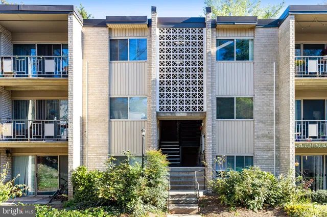 $225,000 | 12215 Braxfield Court, Unit 106, Rockville, MD 20852