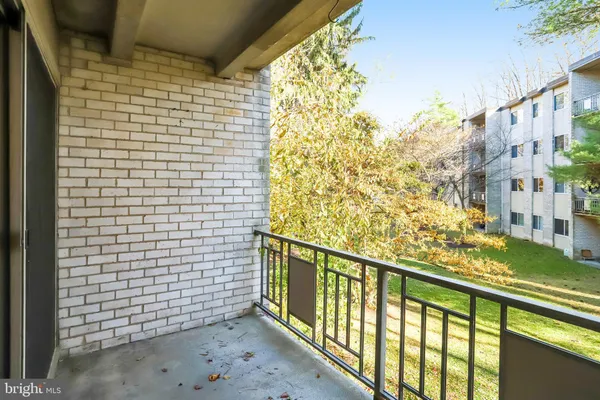 $210,000 | 12215 Braxfield Court, Unit 106, Rockville, MD 20852