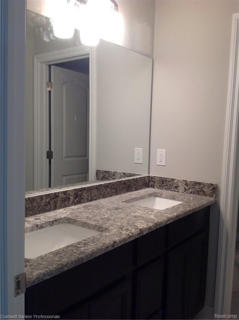 45260 West 10 Mile Road Novi, MI 48375 - Photo 8 of 14 image.jpg