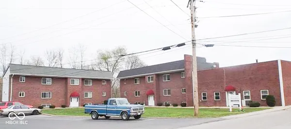 $749,900 | 230-240 Hoosier Street, North Vernon, IN 47265