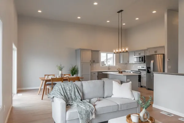 $324,100 | 6241 86th Avenue South, Horace, ND 58047