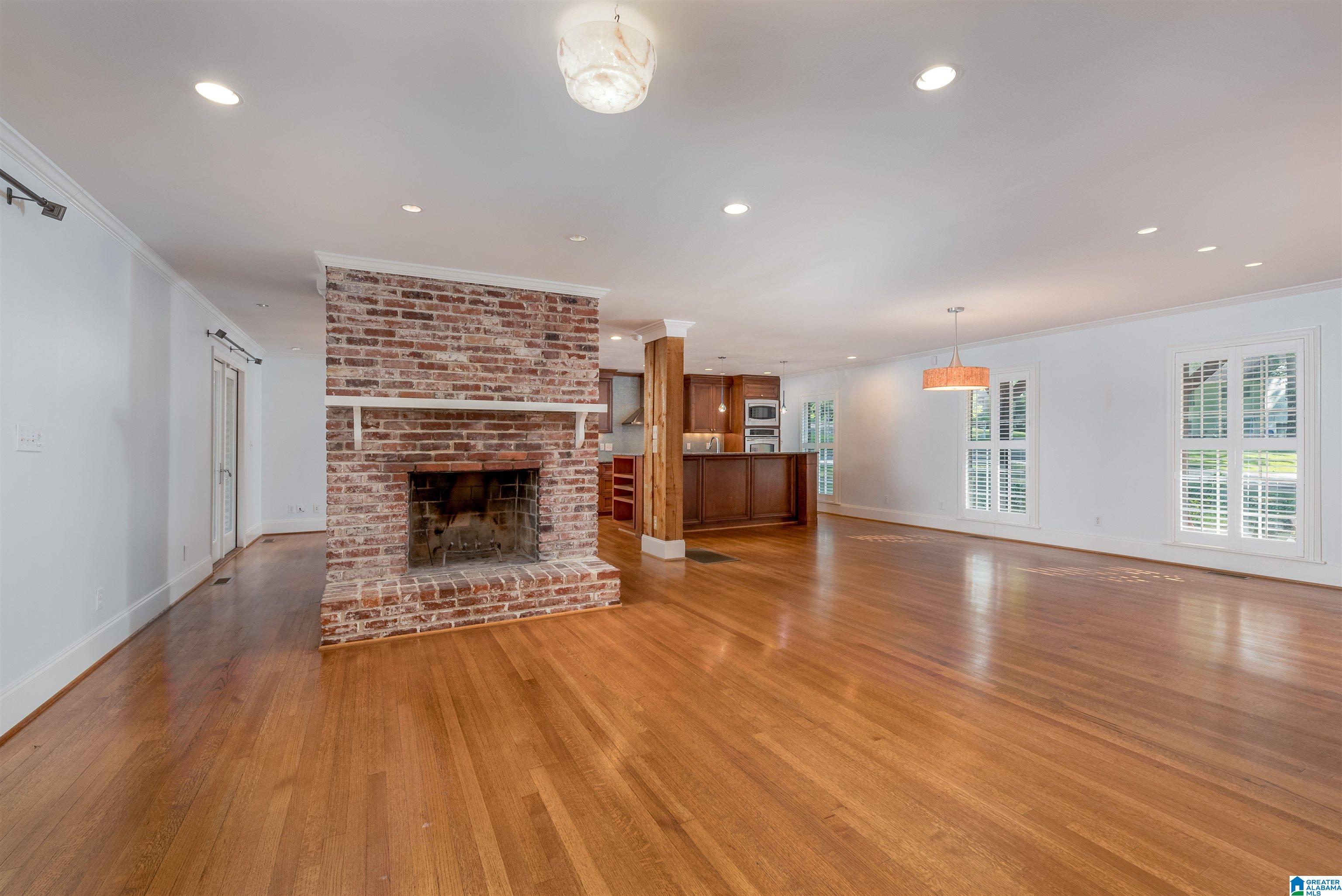 3744 Valley Head Road Mountain Brook, AL 35223 - Photo 6 of 34