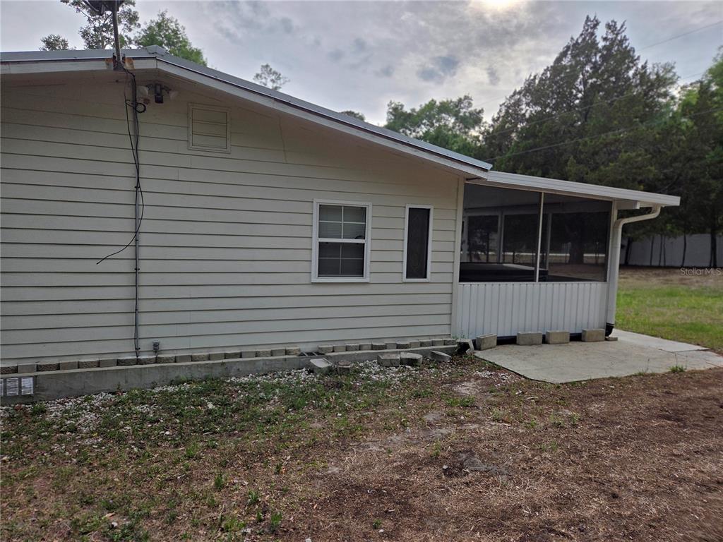 421 Margaret Street Bronson, FL 32621 - Photo 11 of 83
