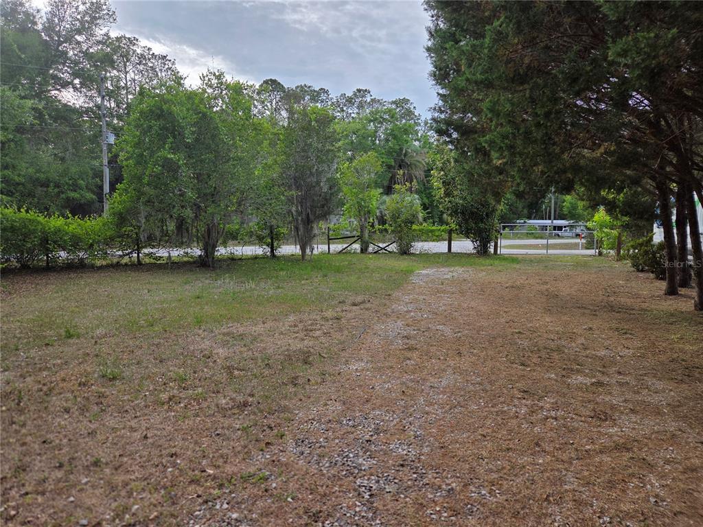 421 Margaret Street Bronson, FL 32621 - Photo 25 of 83