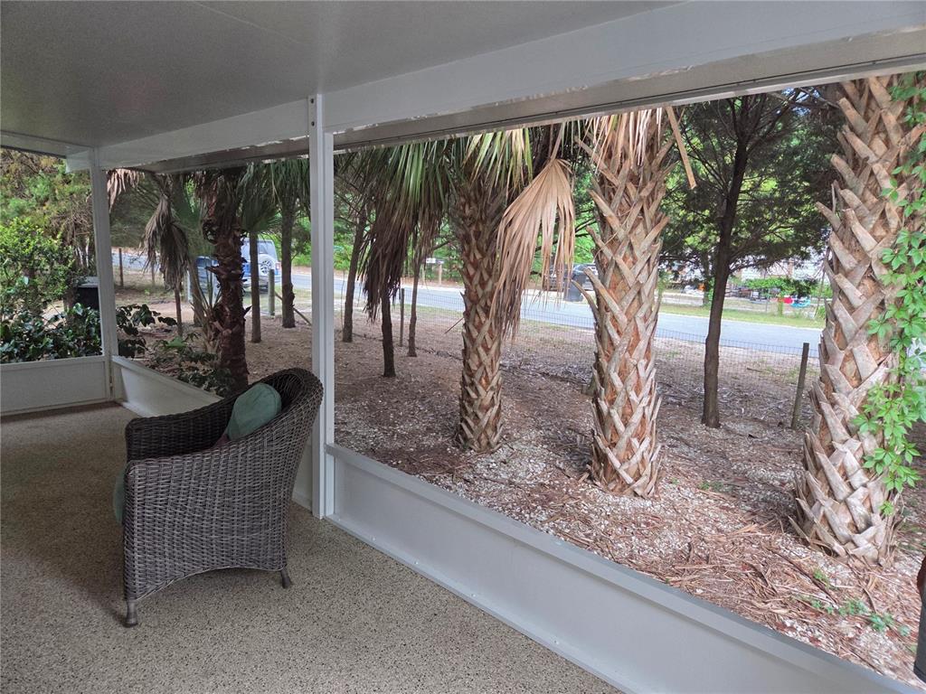 421 Margaret Street Bronson, FL 32621 - Photo 3 of 83