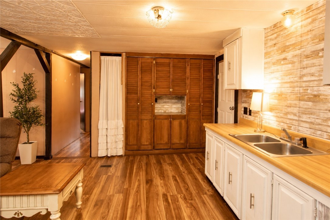 2537 Edwards Road Waterloo, NY 13165 - Photo 17 of 39